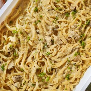 Linguine w/ Creamy Pesto